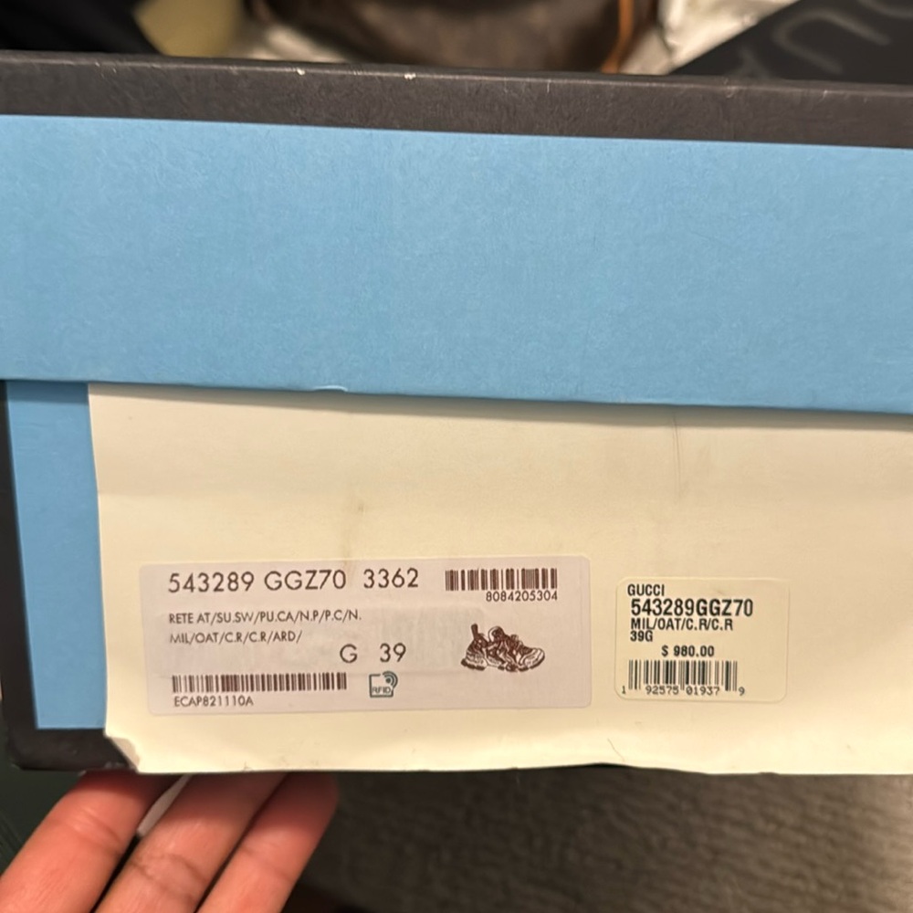 Gucci sneakers